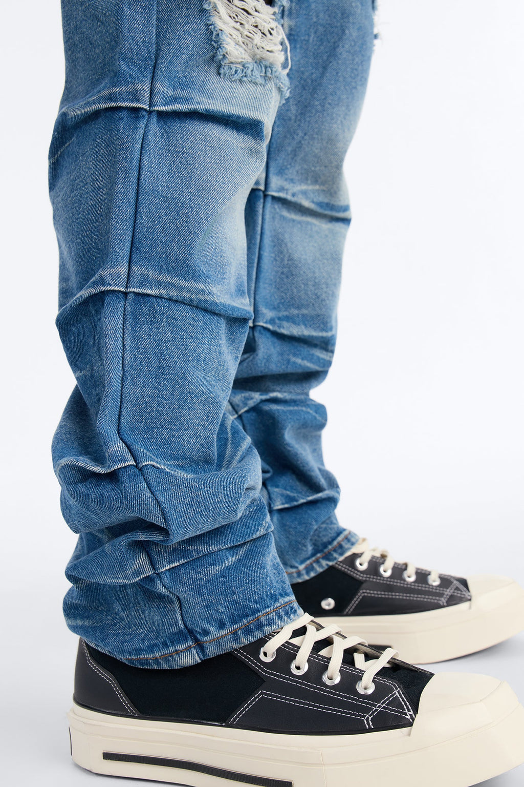 Straight Down The Street Ripped Jeans - Medium Blue Wash image 4
