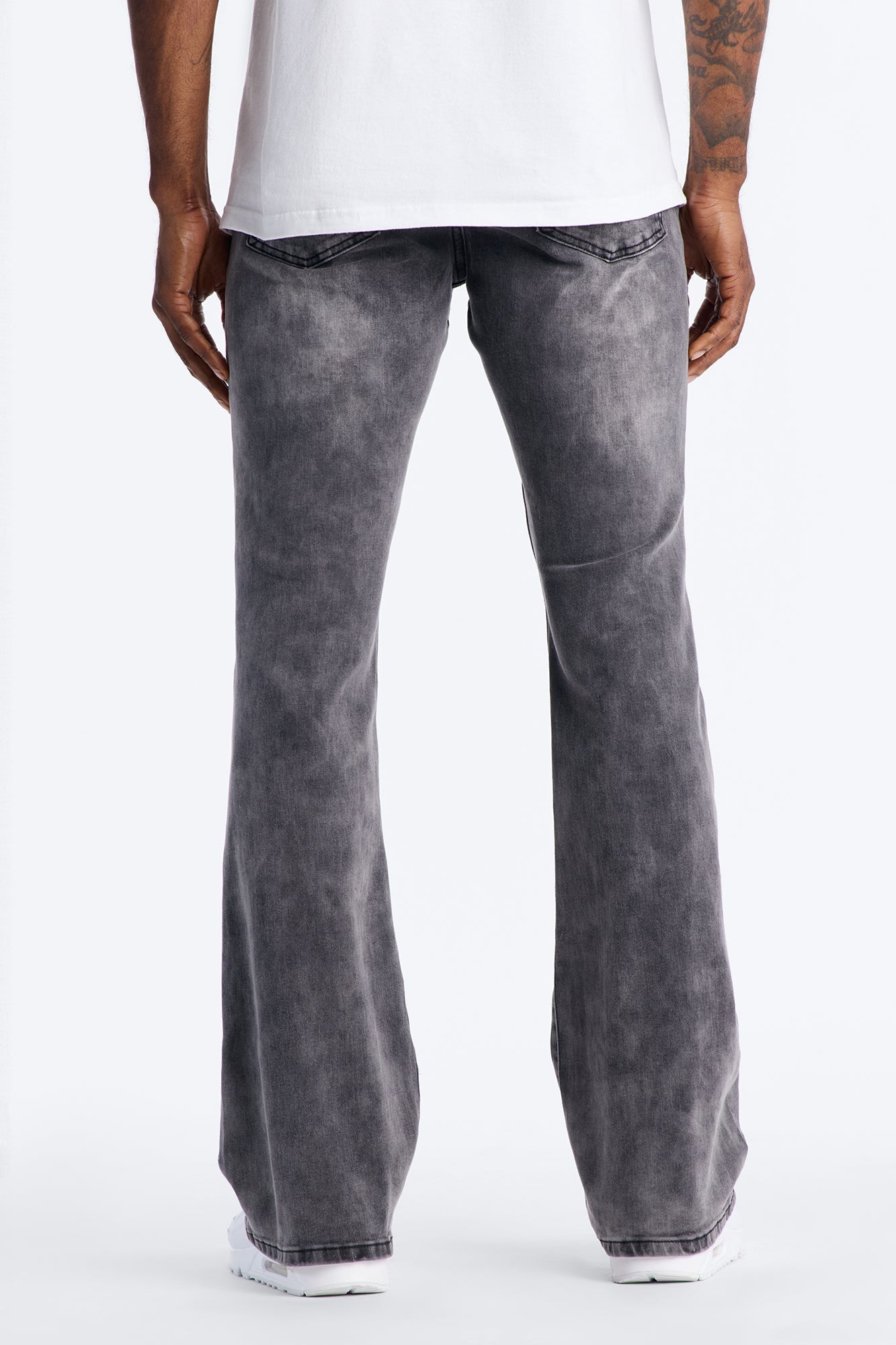 Stacked Skinny Flare Cosmo Jean - Black Wash image 4