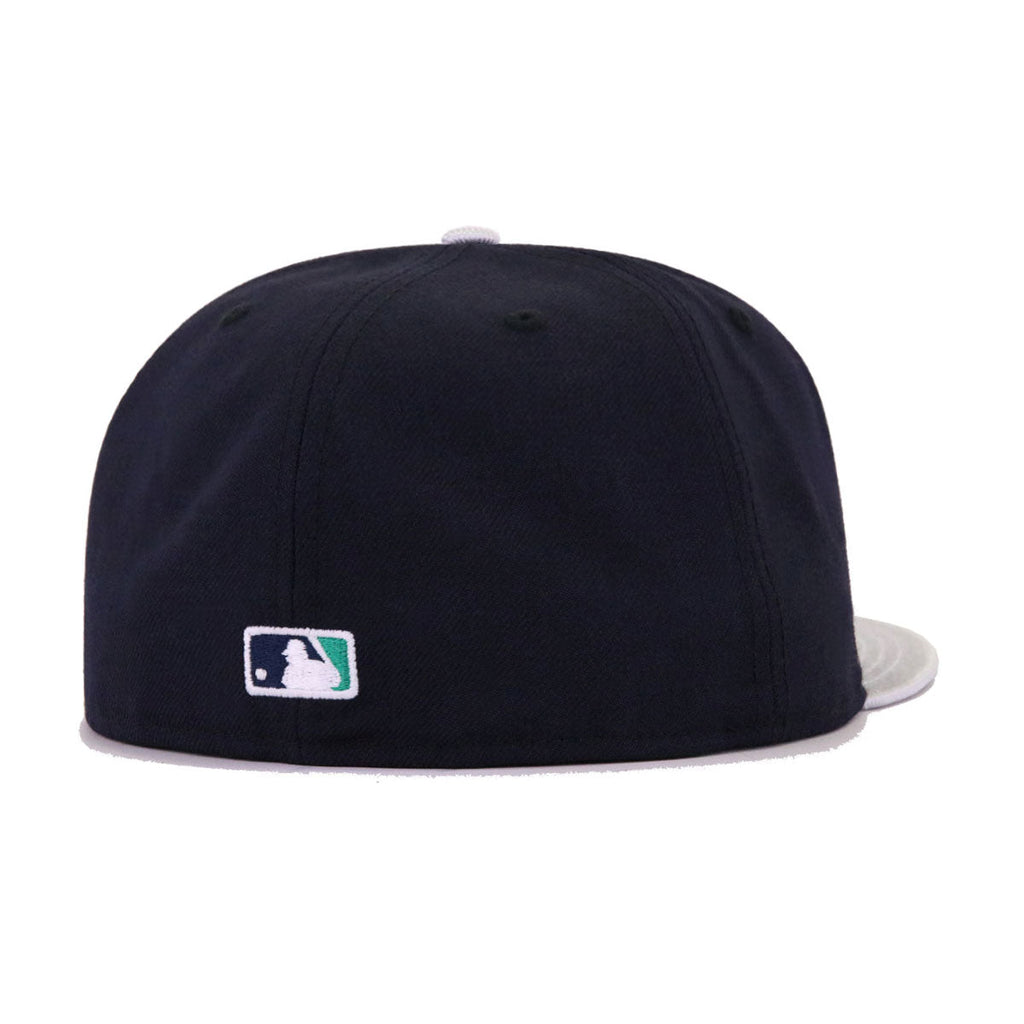 Seattle Mariners Navy Metallic Silver Cooperstown AC New Era 59Fifty Fitted