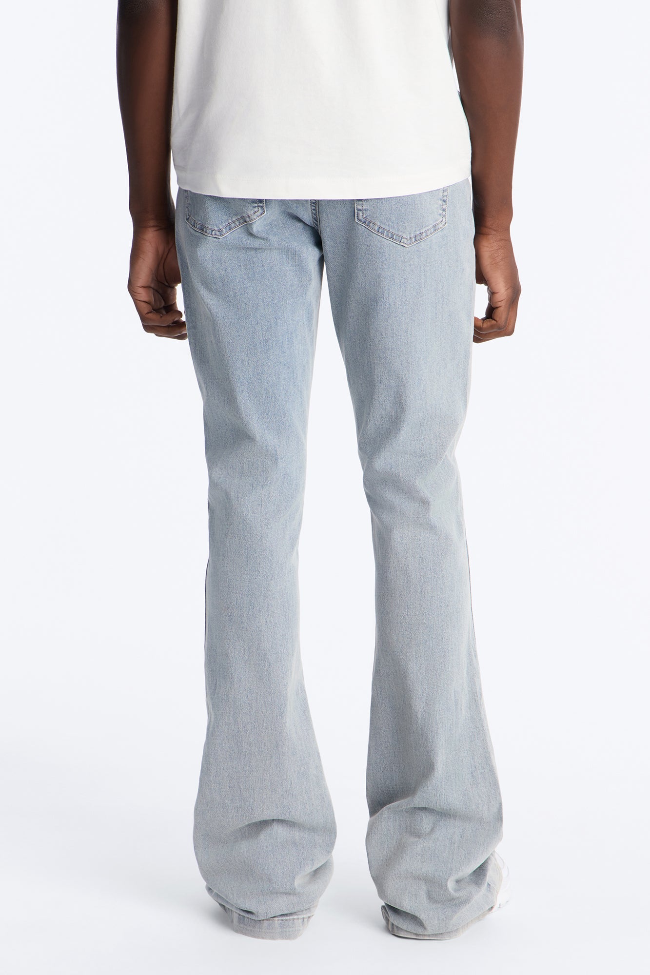 Super Stacked Skinny Flare Jean - Light Blue Wash image 4