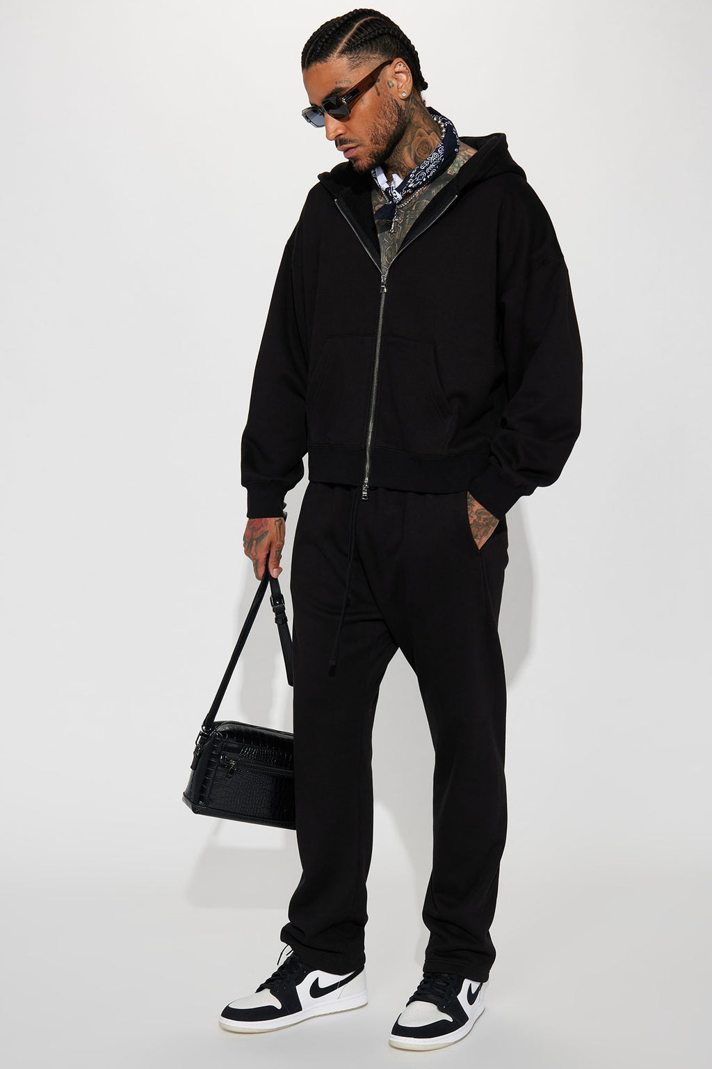 Tyson Oversized Heavyweight Zip Up - Black image 2
