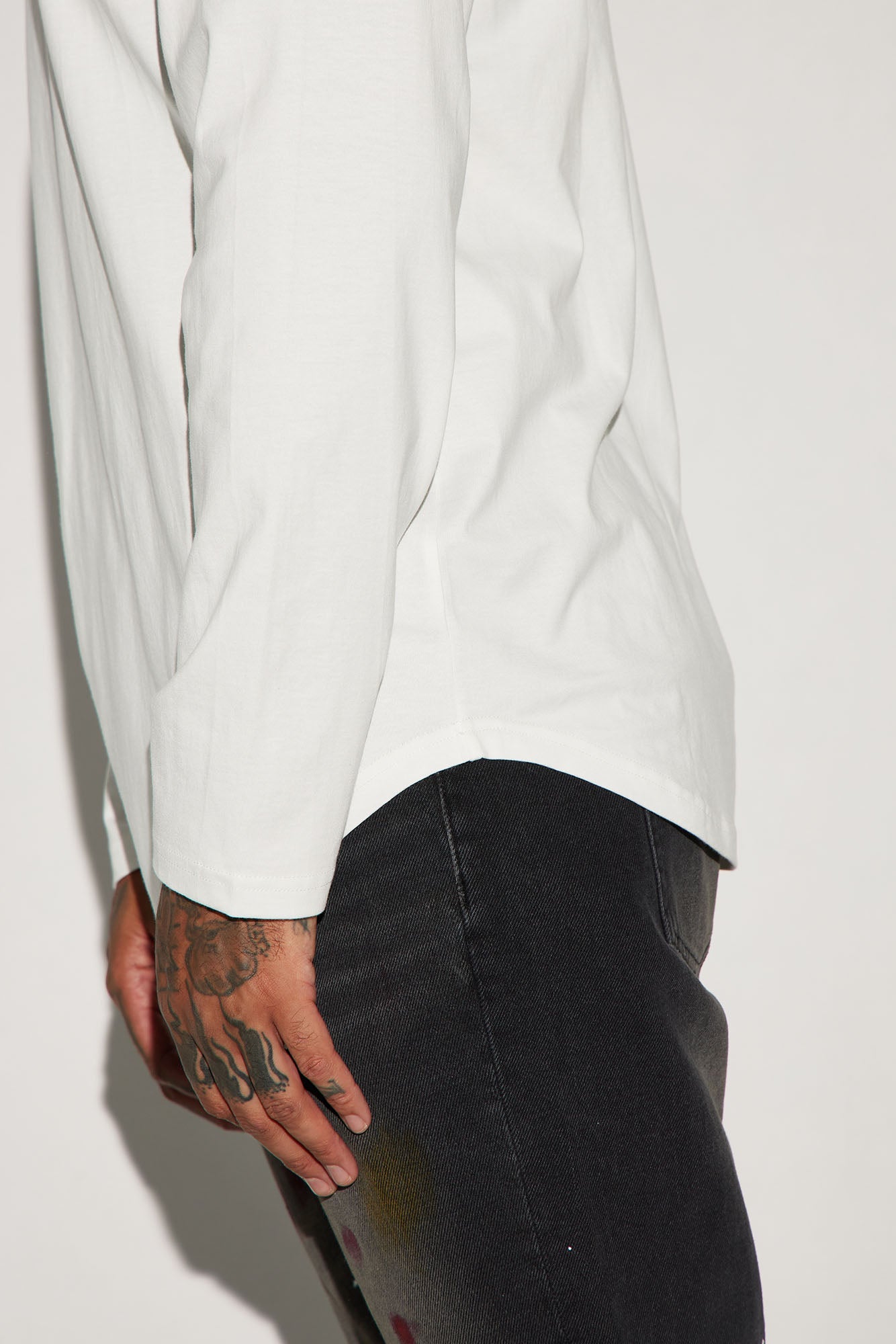 Essential Long Sleeve Scallop Tee - White image 4