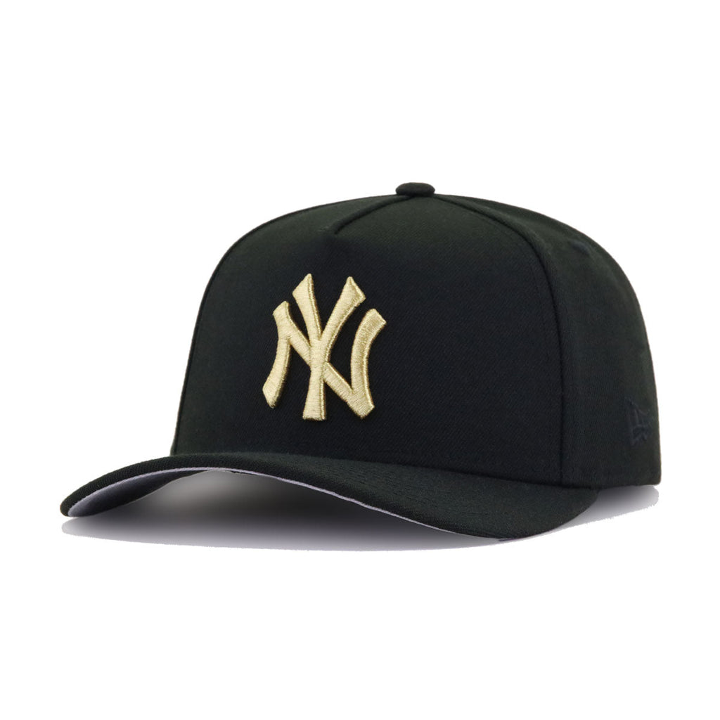 New York Yankees Black Metallic Gold New Era 9Forty A-Frame Snapback