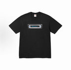 款号M126#p40💰 Supreme SS25 WEEK1 Receiver Tee 胸前徽标图案圆领短袖T恤 男女同款 宽松版型 采用260克精梳棉双纱 从面料到辅料全部三标齐全跟足ZP 进口松 - view 1